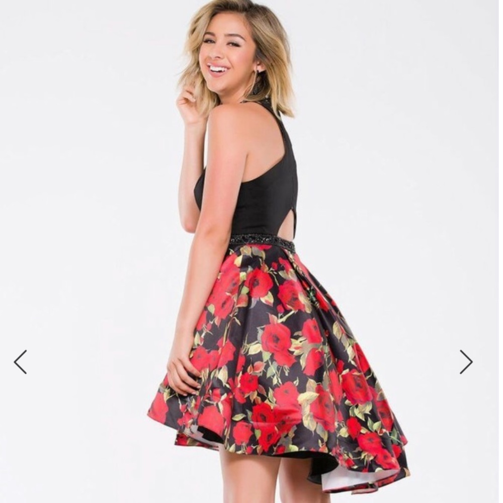pretty short dress size 2
